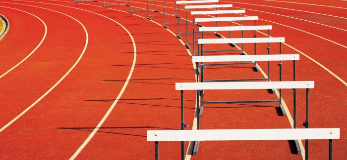hurdles-track_1940x900_33807